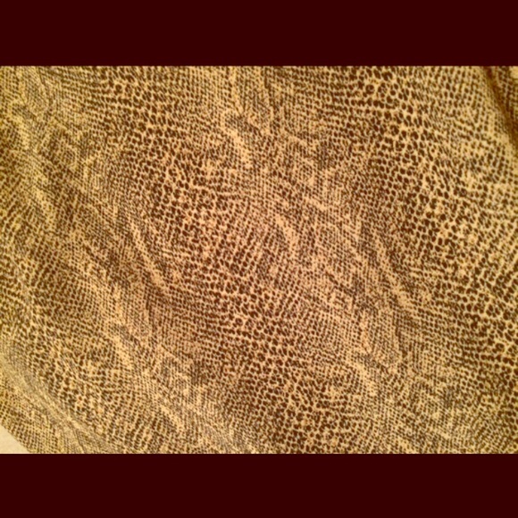 Emma James Dresses & Skirts - Emma James Snakeskin Skirt 12 Dillard’s NWT